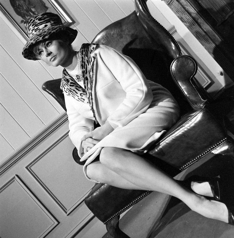 anita_ekberg_me17