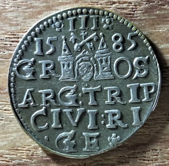 Трояк 1585 2 фуфло