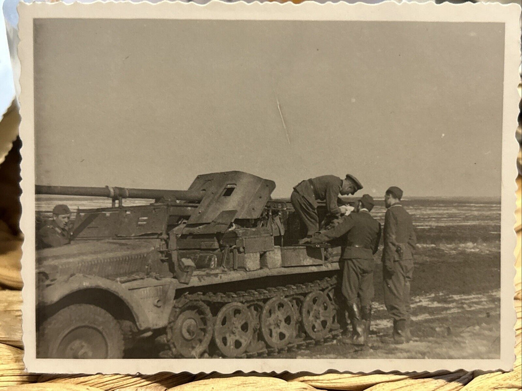 Foto Wk2 Kettenfahrzeug Sdkfz Geschütz Wehrmacht Front (2)
