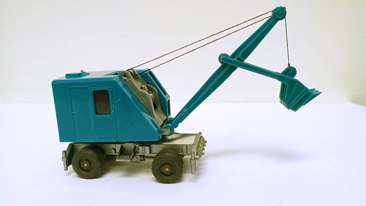 Mach (3670)