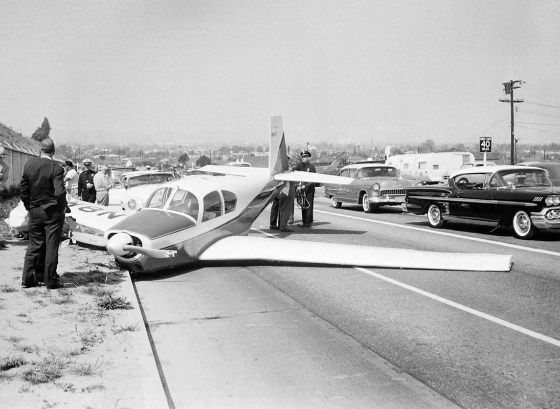 F18C830D-BA0C-4A52-B3B2-BEE0D7BEB797