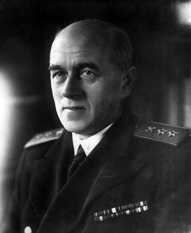 https://i.postimg.cc/DyKKf3mK/gromkaya-pobeda-e-8-22.jpg