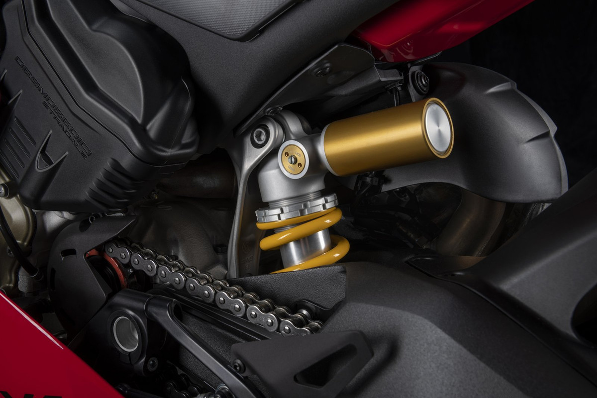 Супербайк Ducati Panigale V4 2022