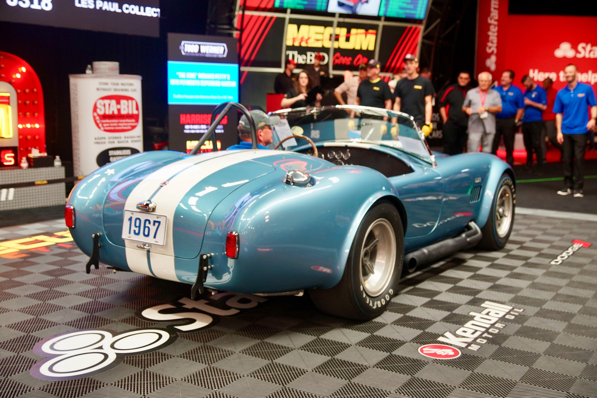 1D563366-2C36-4F55-9AEB-64389BBDBA80