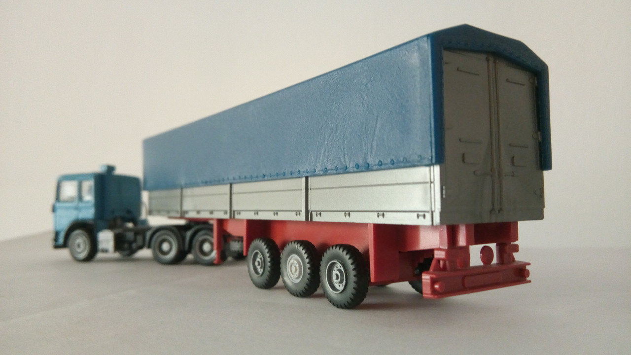 Mach (8135)