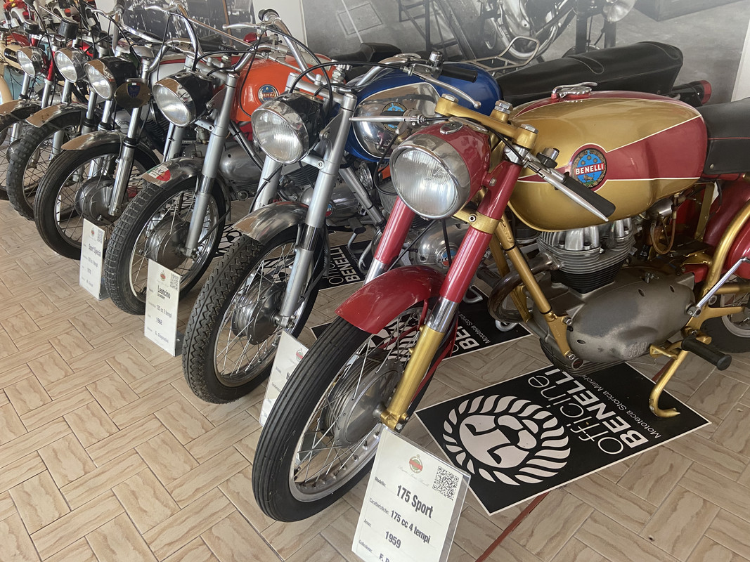 E4D00385-B5AF-4C99-A0A5-ADB74663839E