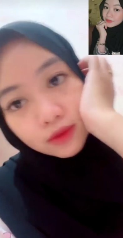 Ukhty Cantik Ngajak VCS