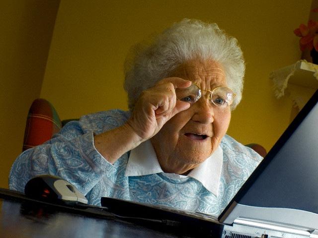 https://i.postimg.cc/DyRkvRgL/Grandma-Finds-The-Internet.jpg