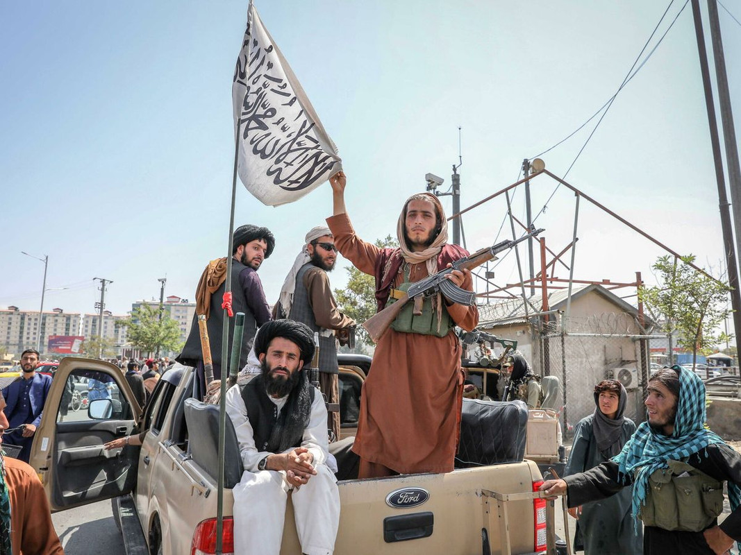 Talibanes asesinan y lesionan a invitados de una boda por reproducir música