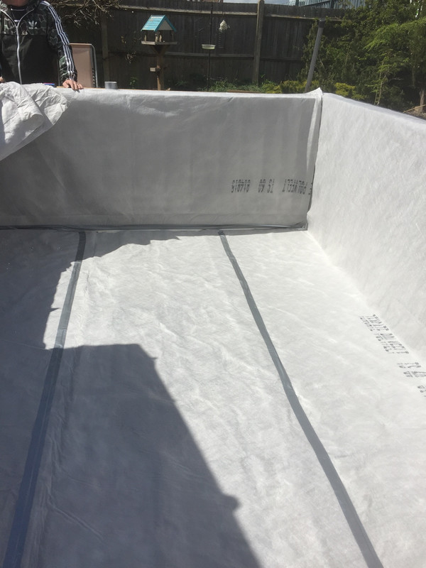 AE7F6598-3425-4273-A6CD-3AF176A476FE