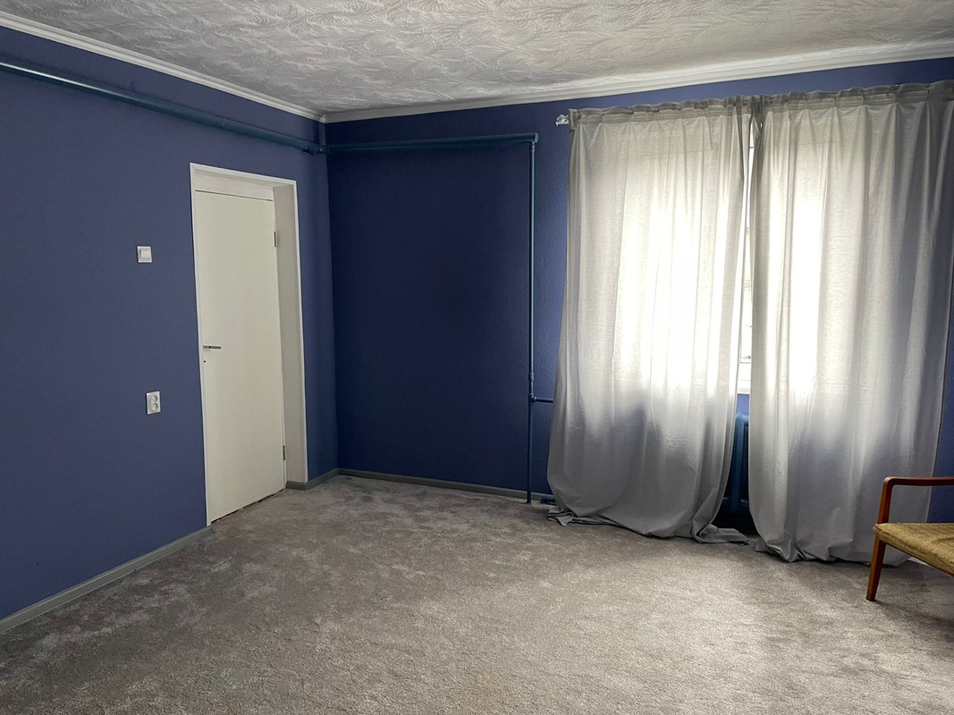 36B7AD16-273D-4129-8F16-1B05146C9559