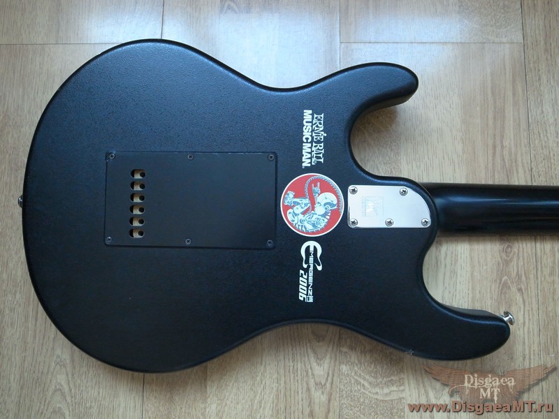 Music_Man_SUB-1_7th-LE-blk_025