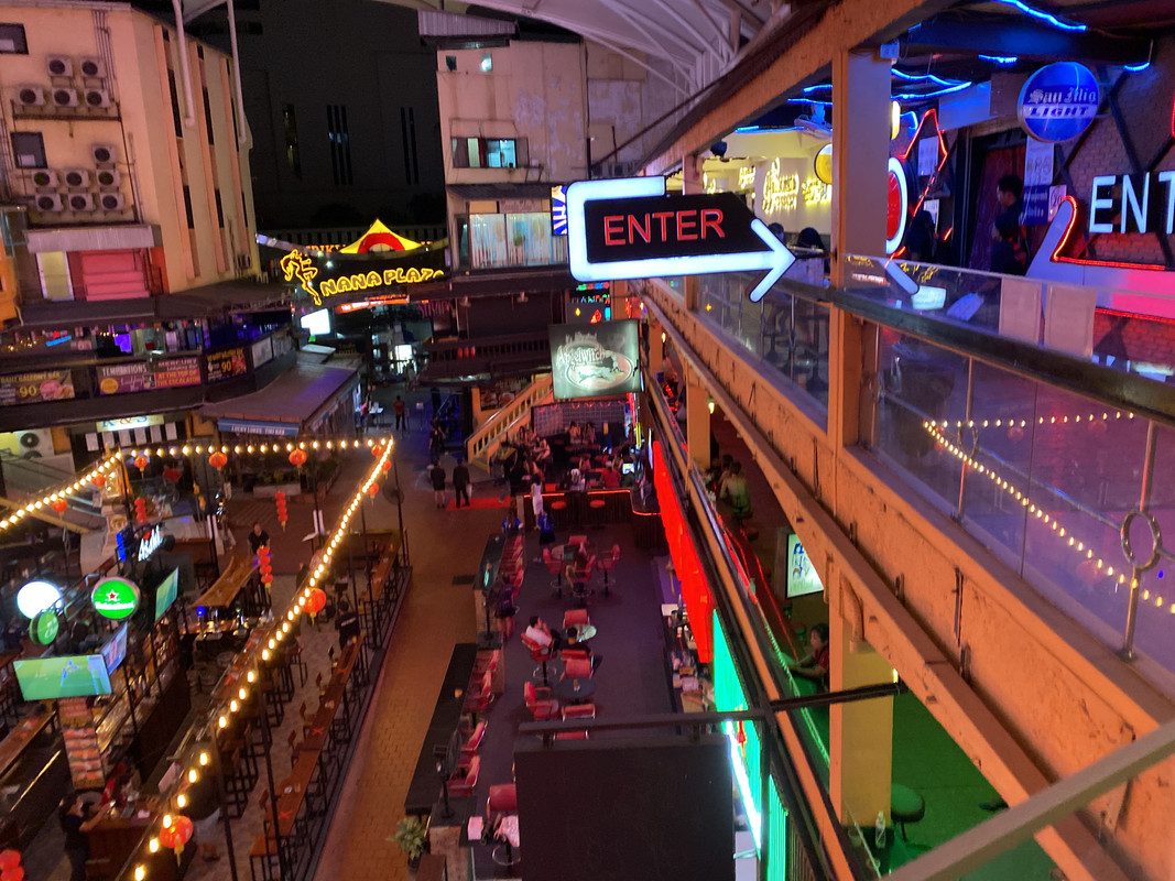 CABC4F2F-538D-490B-8280-D33A76980594