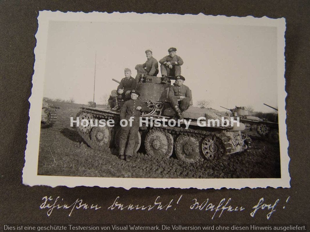 FOTOALBUM eines Angehörigen der Kraftfahr Ersatzabteilung 12 und später im 1.Panzer Regiment 21, Ein