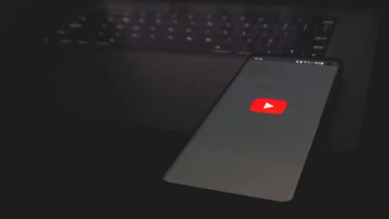 Conoce el truco definitivo para escuchar música de YouTube con la pantalla negra