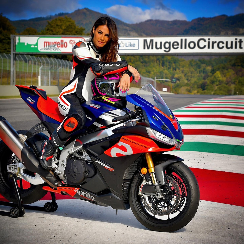 F13B7601-A874-438B-B1AE-8705711423A7