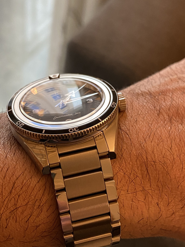 EB241688-BAD3-48C3-92B6-1B0D538A8AEF