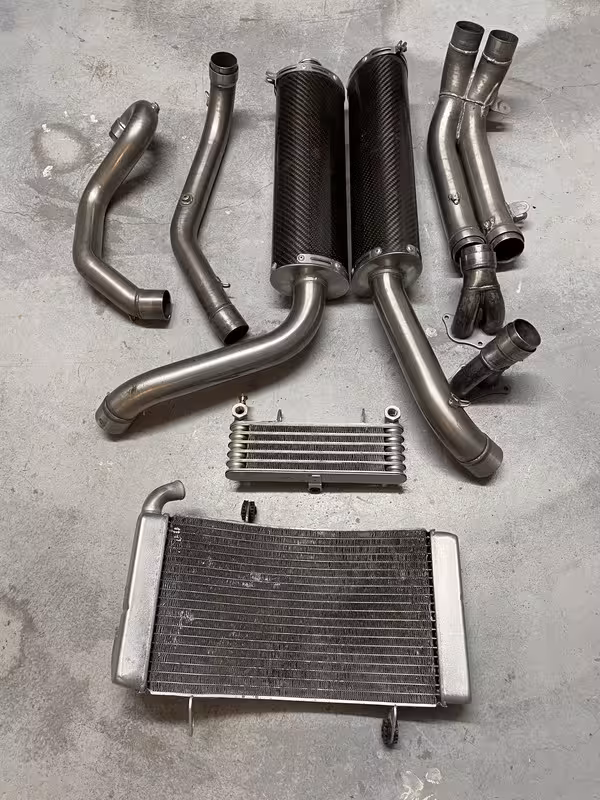 1EE90F20-4C44-4474-AC9F-7E1A54F3E10E