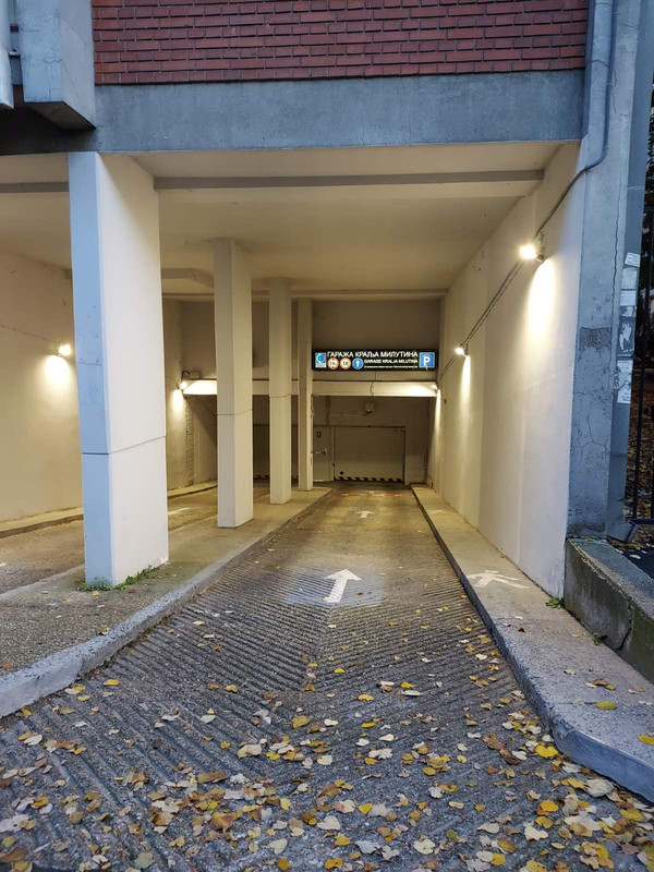 parkingkraljamilutina01-2020-10-28-19-37-02.jpg