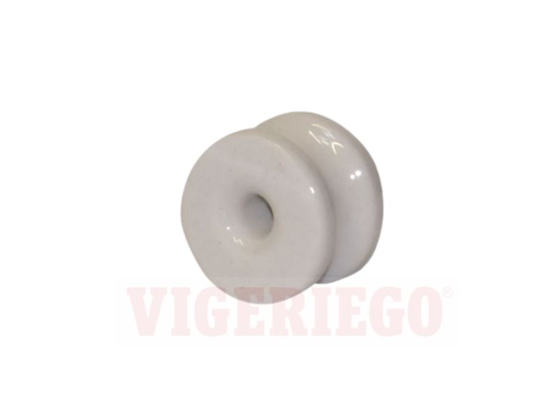 Aislador porcelana