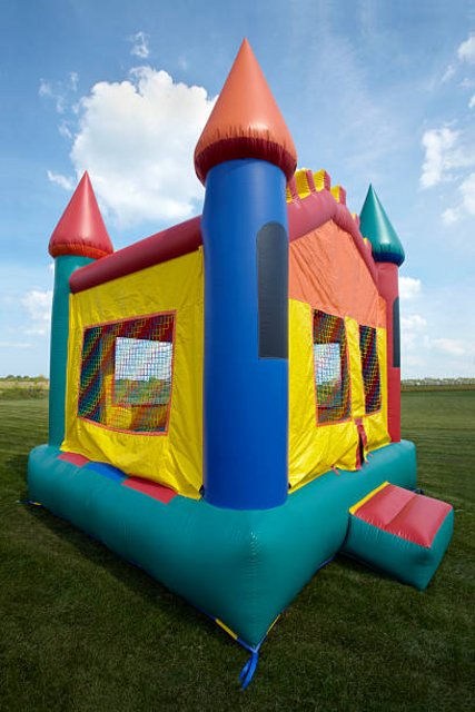 bounce-house-4.jpg