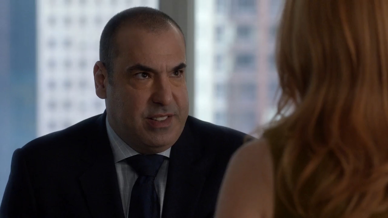 Suits 2016 WebRip Season 6 [Hindi + Tamil + English] 480p 720p ESub Screenshot