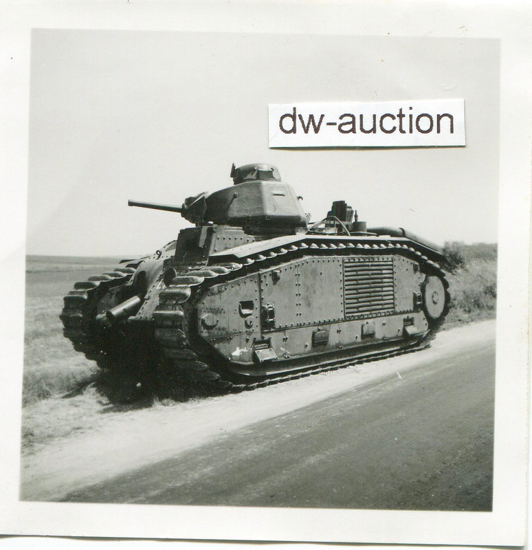 Frankreich , französischer Panzer bei Chemin des