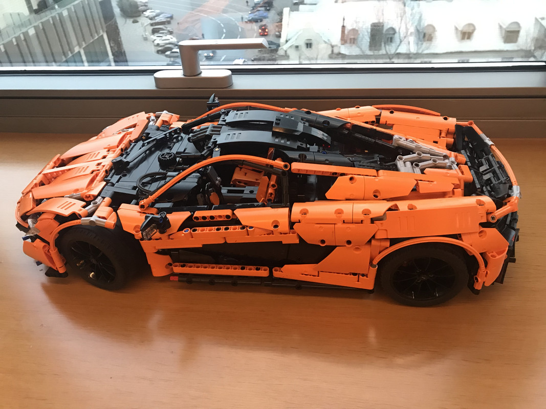 E563F664-9973-4D40-AE55-E9407CC83EA4