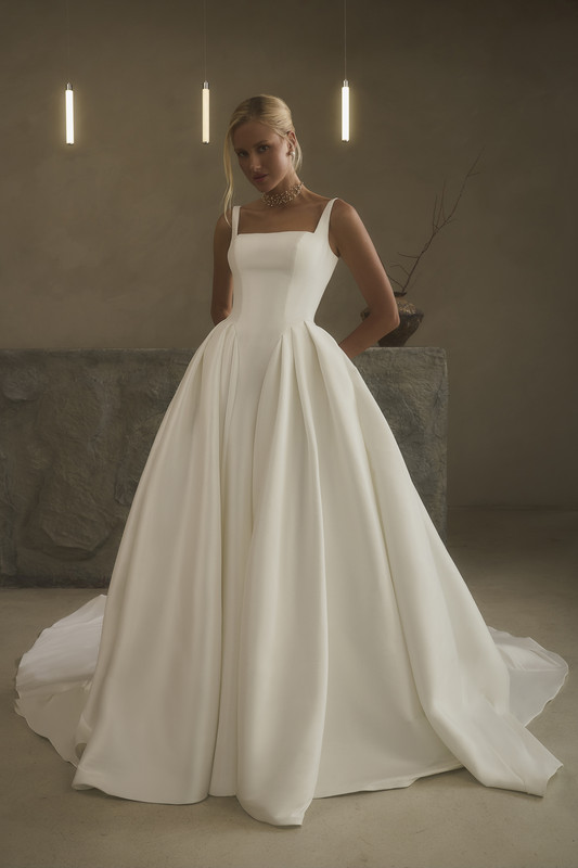 Casablanca Bridal Mariam Style 2635 Front View