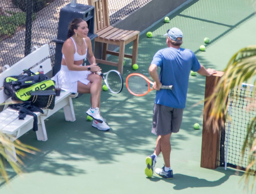 7-25-21-At-Wimbledon-Center-Court-in-LA-