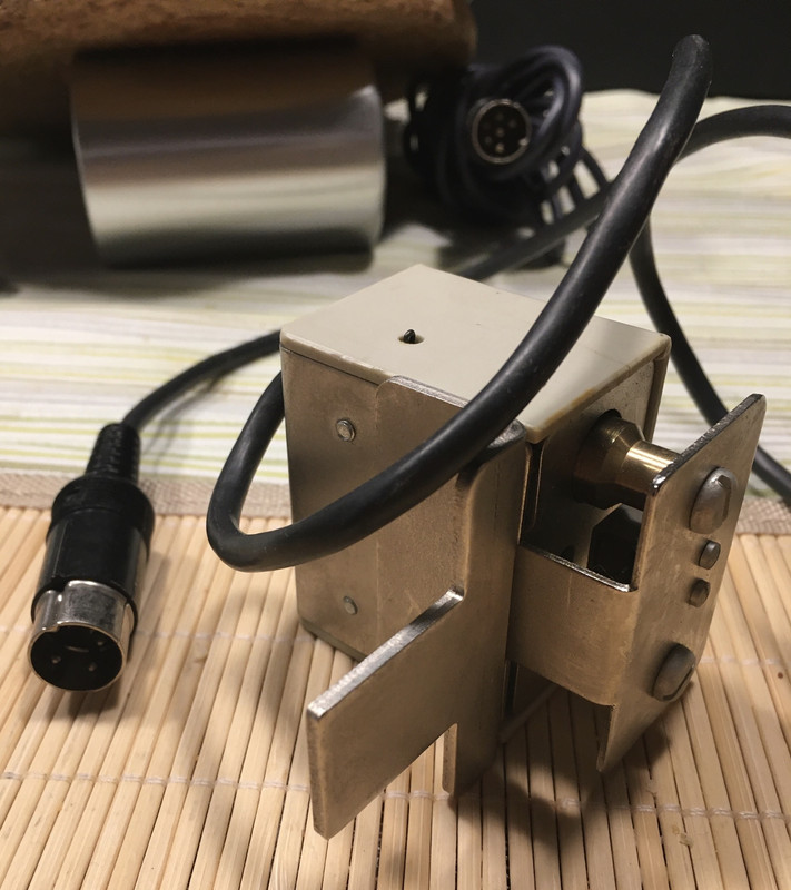 EA3A76A9-A2FF-46D3-AA14-F5292849A144