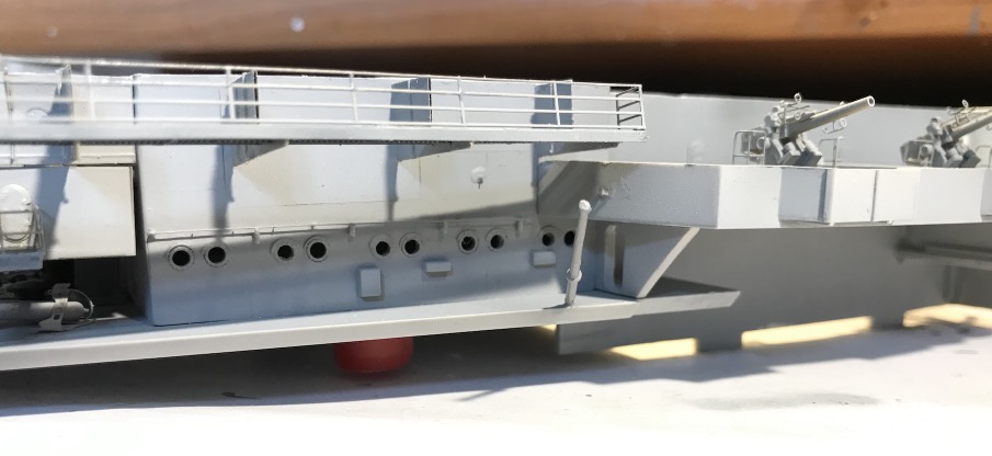 << USS Hornet CV-8 Merit International | N° 62001 | 1:200 >> - Page 8 Screenshot-2020-05-22-12-04-48-482