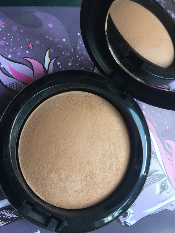 82D2758B-5EE0-44FC-9050-A0BB263D9B2B