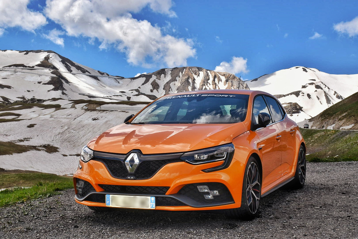 180D3A63-EA09-45D4-95E1-66878E5F754C