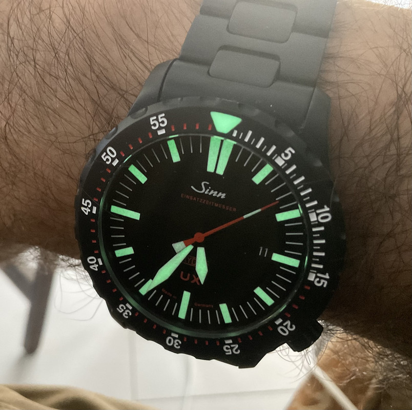 0BFE6125-D629-4142-8FCB-954625BA48AD