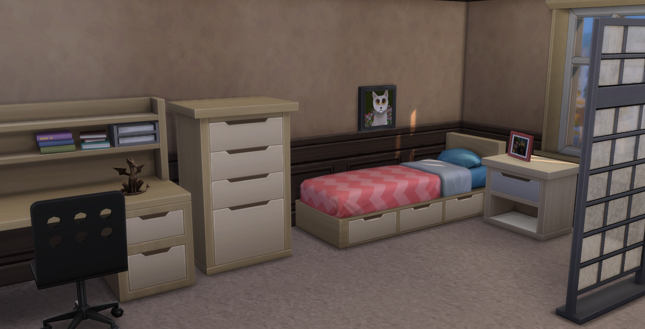alis-bed-area-in-the-dorm-area-rev.png