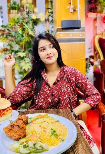 Tasniya Bengali Famous Bigbooby Tiktoker Showing (2026)