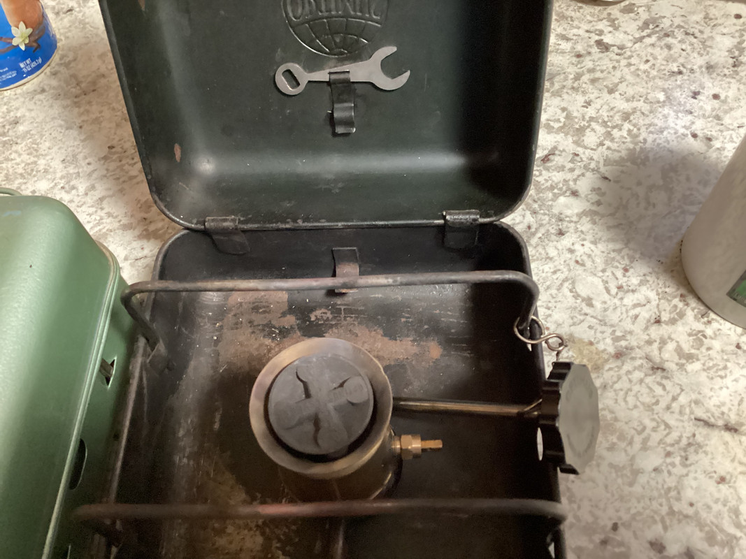 C44B087E-3EBE-4157-B453-EB6EB4001D03