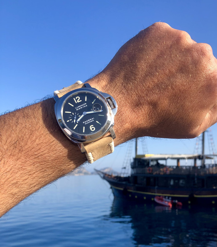 886FCDDE-FD75-4CB2-8337-107985801152