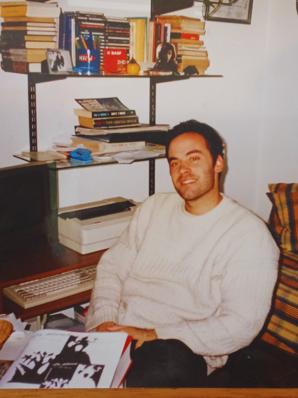 El autor en 1998