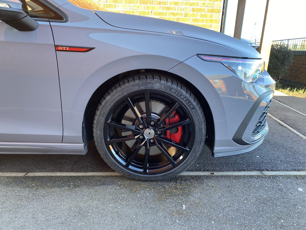 141645A1-D1C4-4DA4-99E6-4759ADD23948