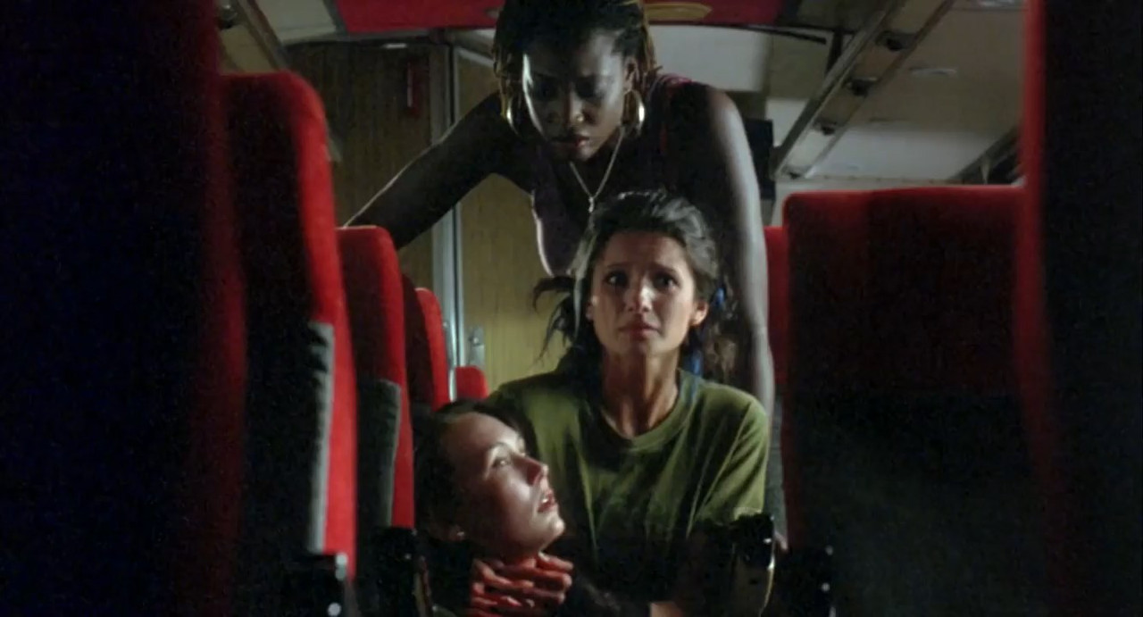 Exit Speed 2008 BluRay [Hindi + Tamil + English] 480p, 720p ESub Screenshot