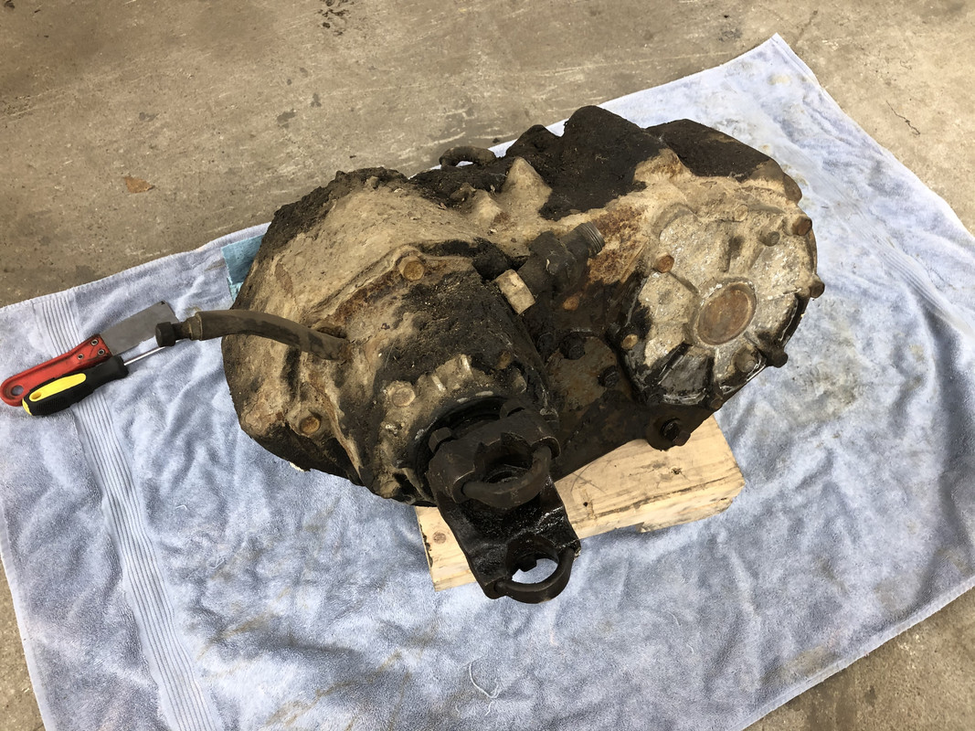 03C84ED8-9CB5-4BB8-AFE6-8DDE1685988C