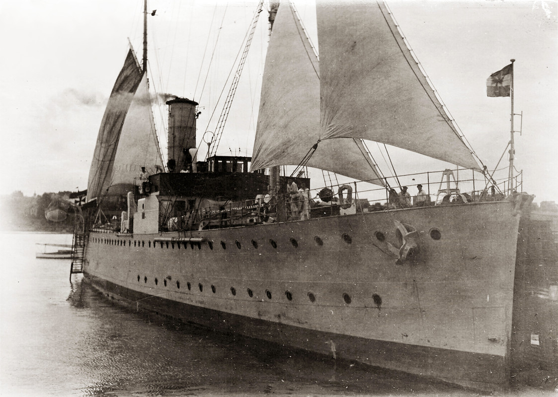 Гидрографическое судно Meteor - EARLY SONAR 917