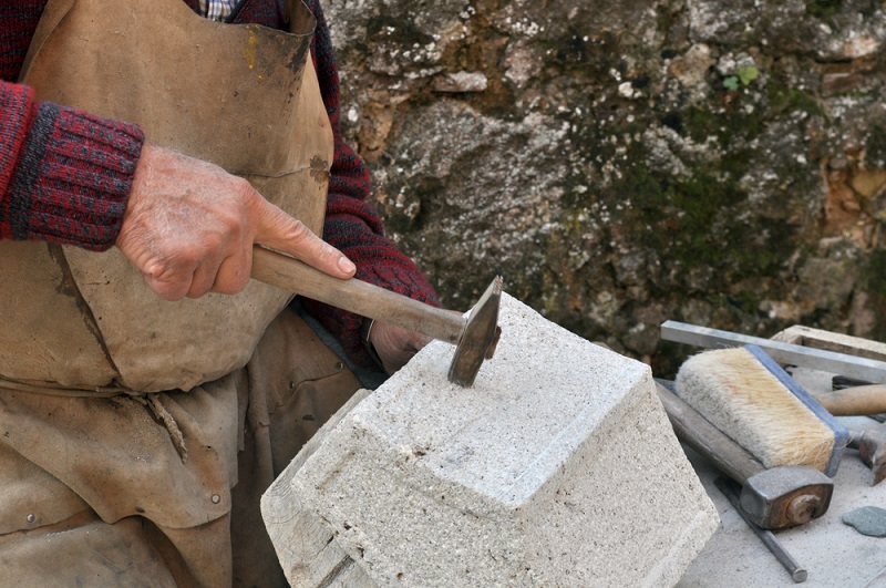 How would you choose a professional stonemason? TIME BUSINESS NEWS