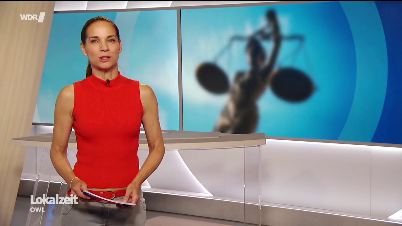 Kristina Sterz WDR Lokalzeit OWL 06 07 2026 118X Caps 35