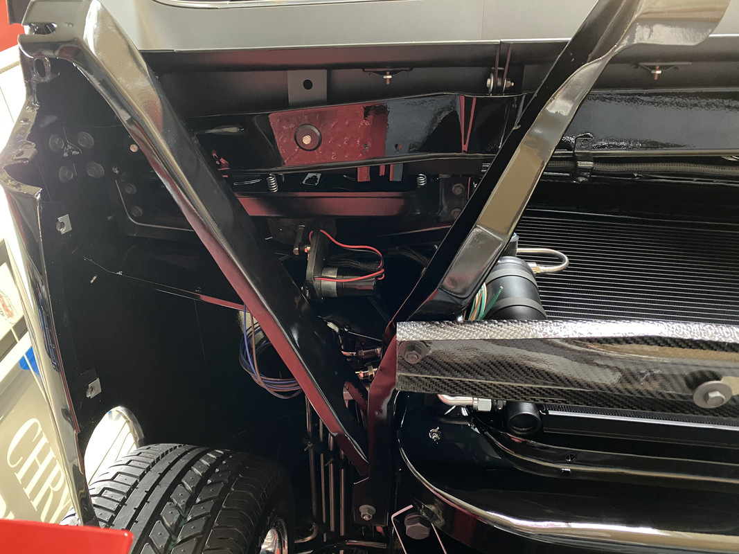 38C93A63-8125-4A2B-823C-C0F80F3396DD