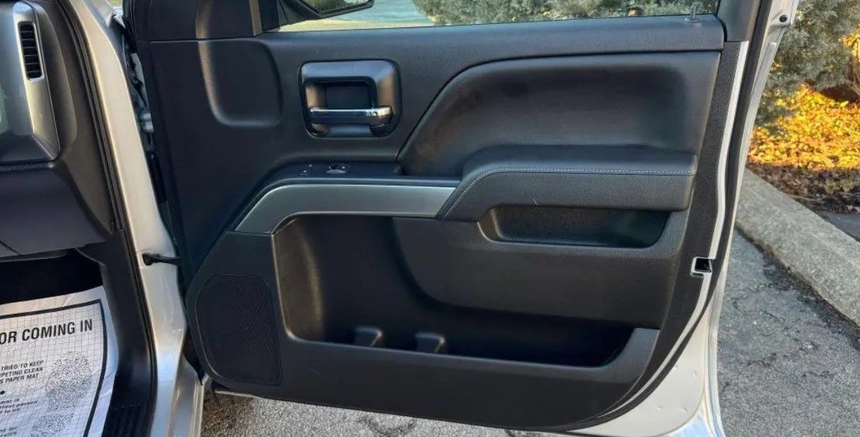 Vehicle thumbnail 16