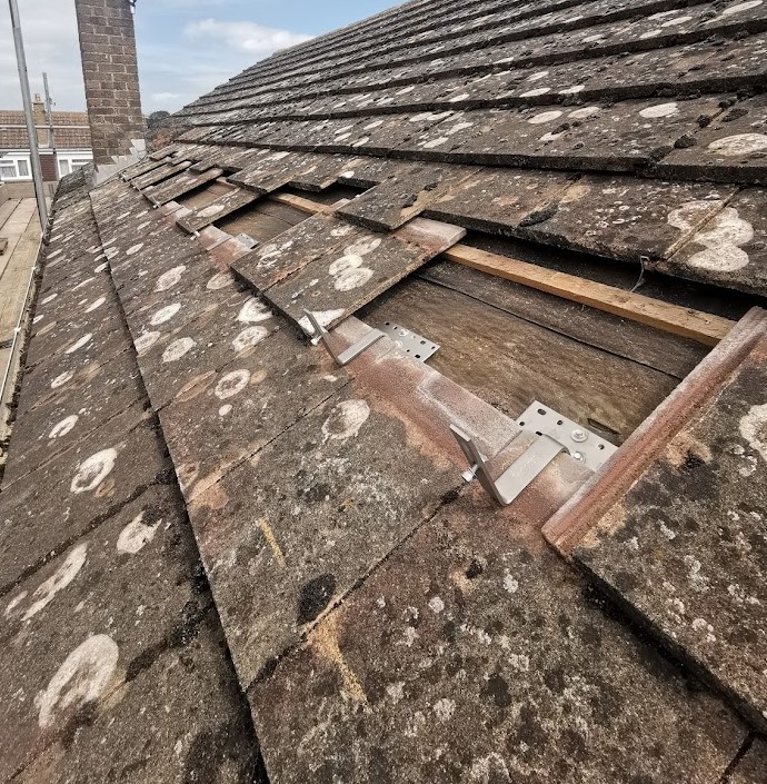 2024-08-10-First-row-of-roof-hooks.jpg