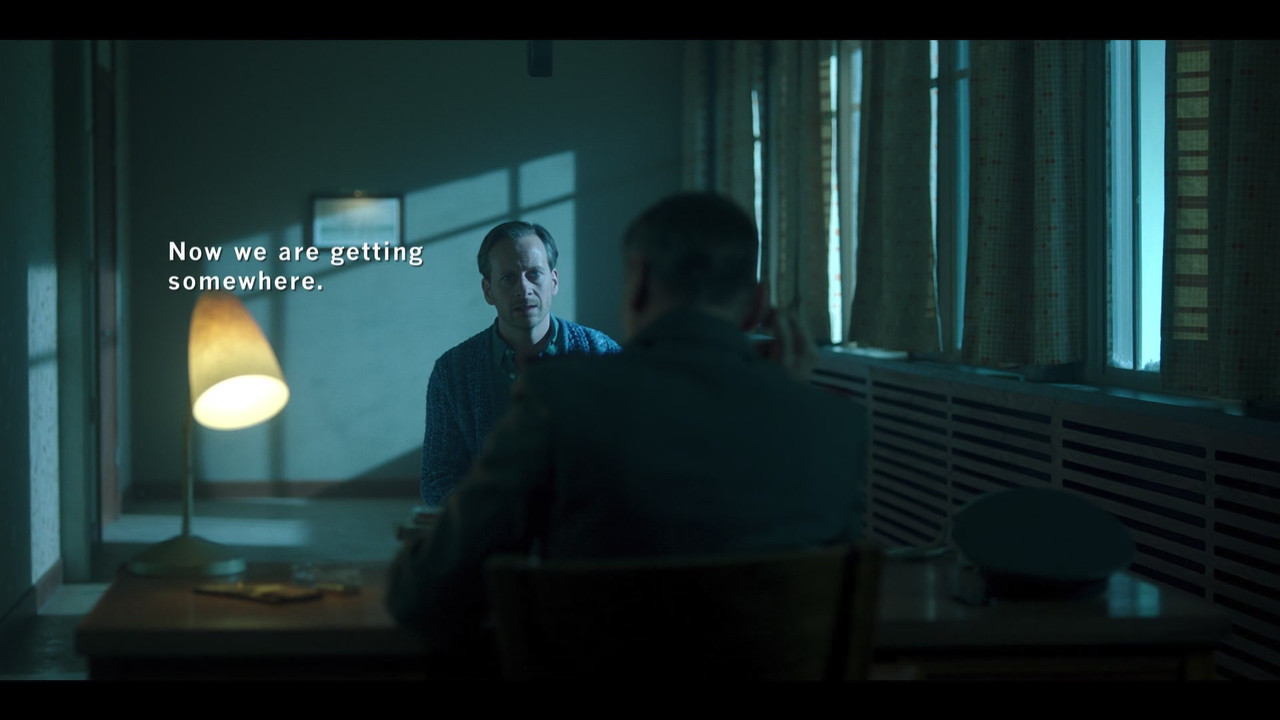Fargo (2014) - S03E01 - The Law of Vacant Places (1080p AMZN WEB